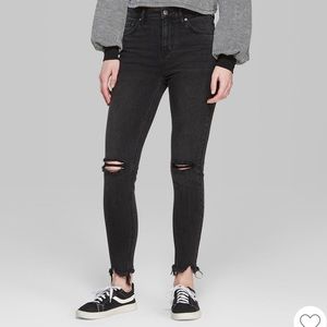 NWOT Wild Fable Black distressed skinny jeans